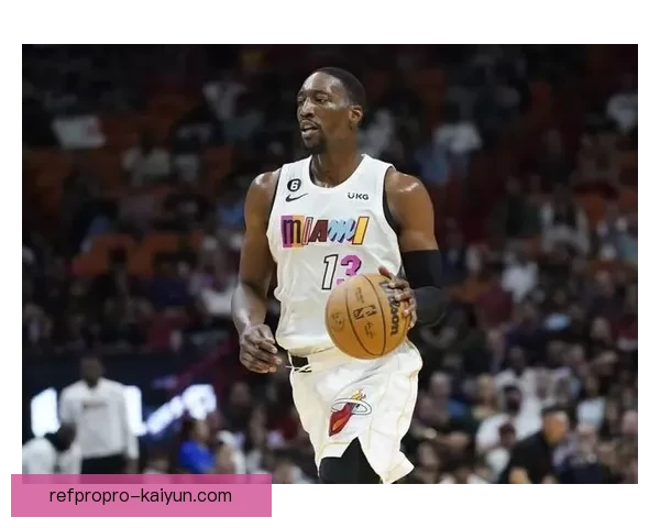 阿德巴约在英超回归后的表现稳健，状态持续回暖